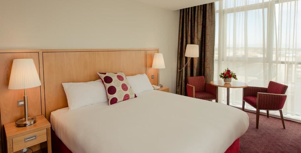 Отель Tallaght Cross Hotel Талла